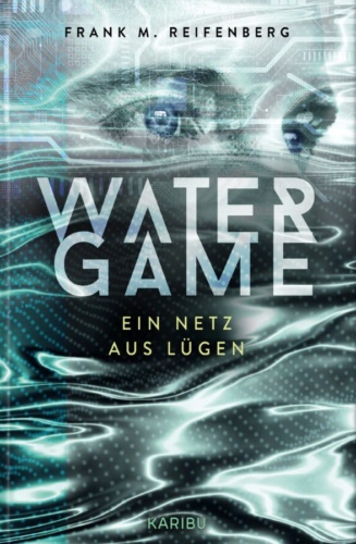 Eine Person, die nach rechts blickt. Darunter ist Wasser zu sehen.