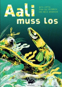 Ein lächelnder Aal unter Wasser neben einem Krebs und einem Seestern