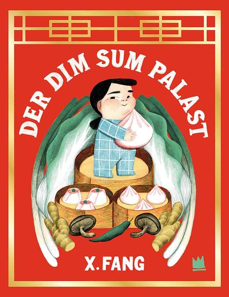Ein Junge steht ein einem großen Reisdämpfer nd hält ein großes Dim Sun in den Händen.