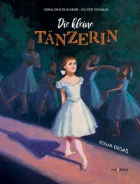 Ein kleines Mädchen in einem Balletkleid